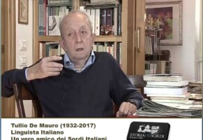 Lingua dei segni, De Mauro: L’Italia riconosca la Convenzione al più presto  (Newsletter della Storia dei Sordi n. 655 del 26  febbraio 2009)